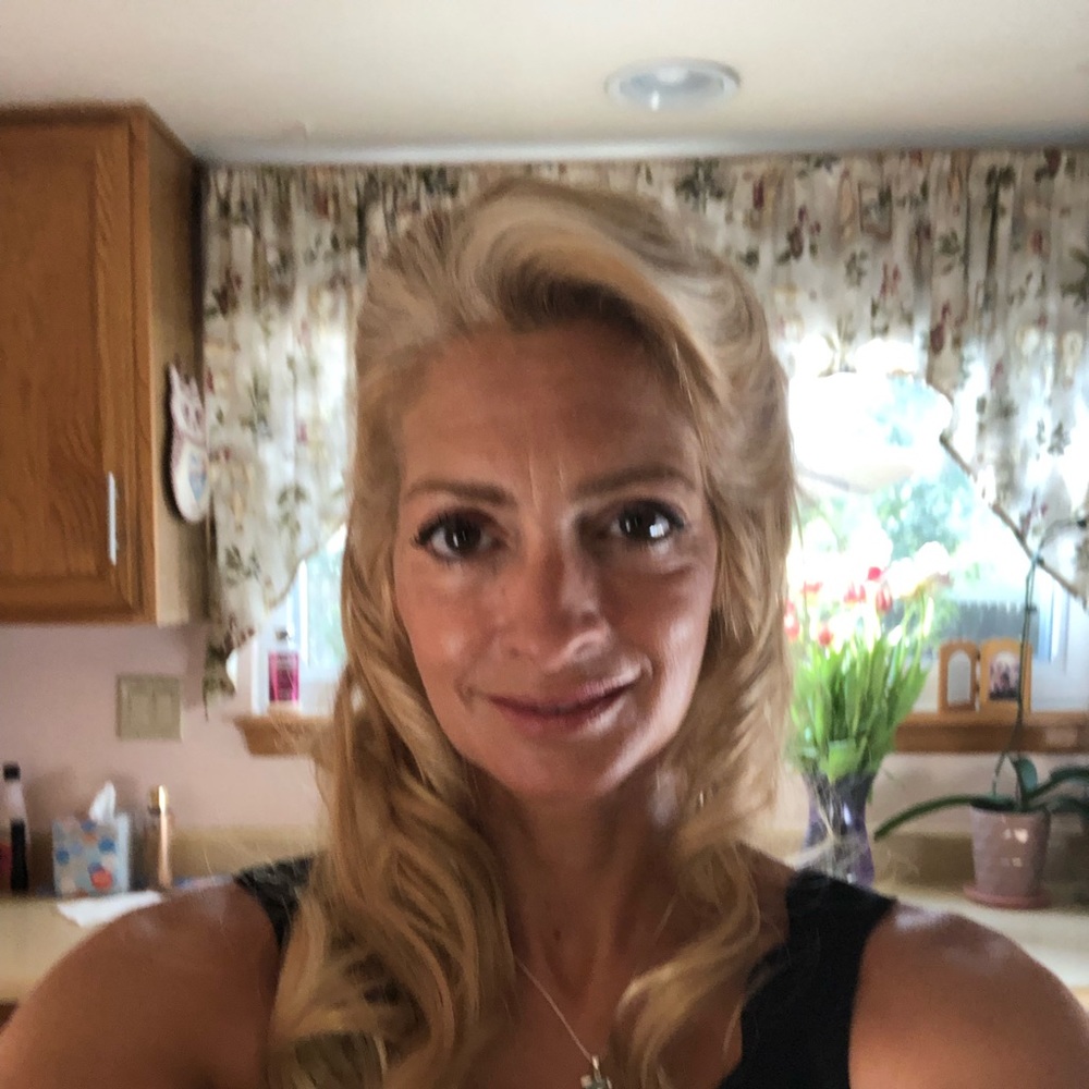 Meet your Posher, Dolores